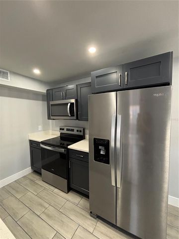 4702 MICHAEL COURT 137, Tampa, FL 33614