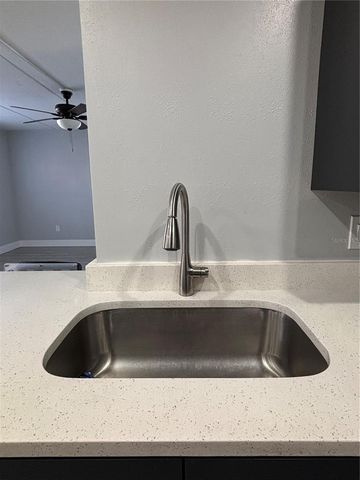 4702 MICHAEL COURT 137, Tampa, FL 33614