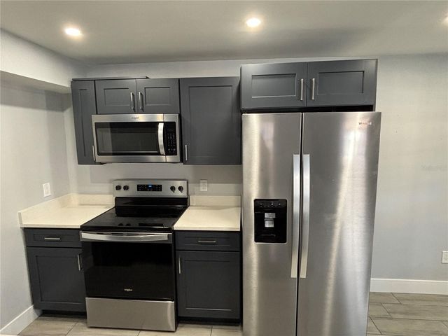 4702 MICHAEL COURT 137, Tampa, FL 33614