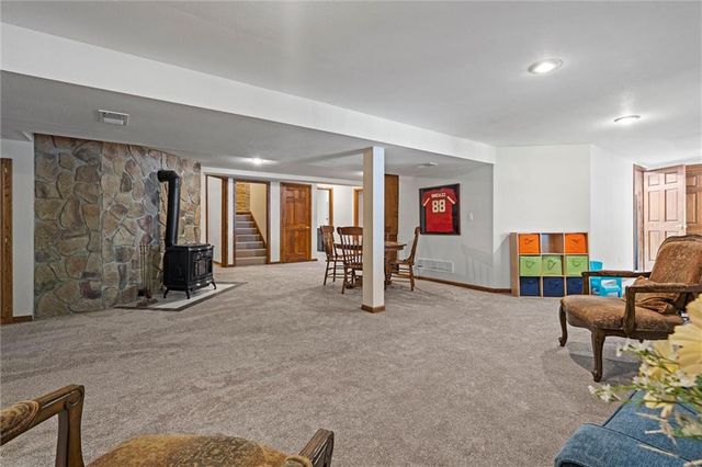 26208 S Southwood Road, Harrisonville, MO 64701