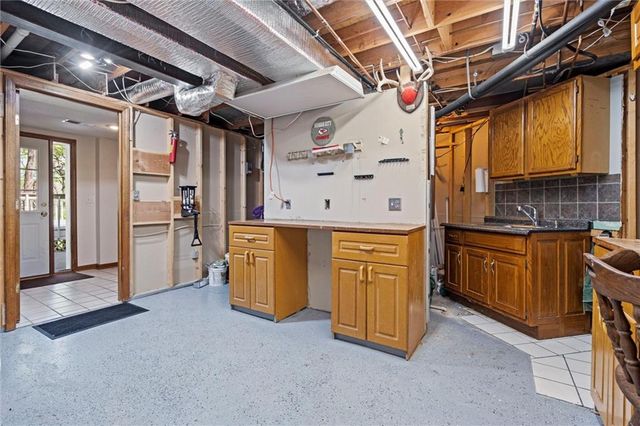 26208 S Southwood Road, Harrisonville, MO 64701