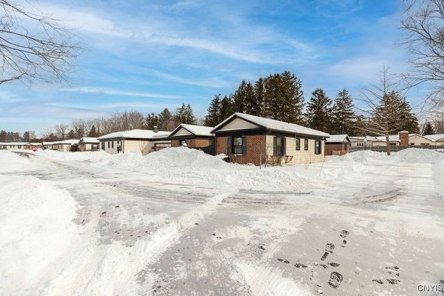 25 The Orchard, Manlius, NY 13066