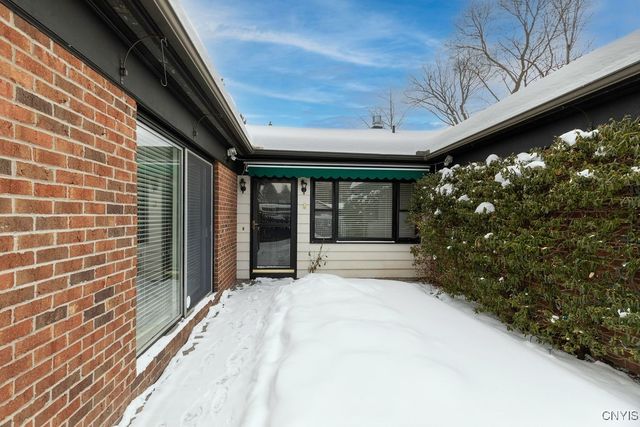 25 The Orchard, Manlius, NY 13066