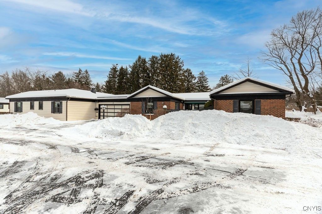 25 The Orchard, Manlius, NY 13066