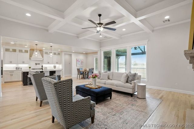 12714 S Irvington Avenue, Tulsa, OK 74008