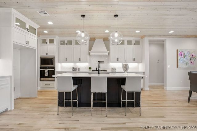 12714 S Irvington Avenue, Tulsa, OK 74008