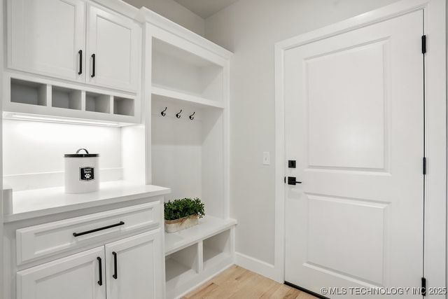 12714 S Irvington Avenue, Tulsa, OK 74008