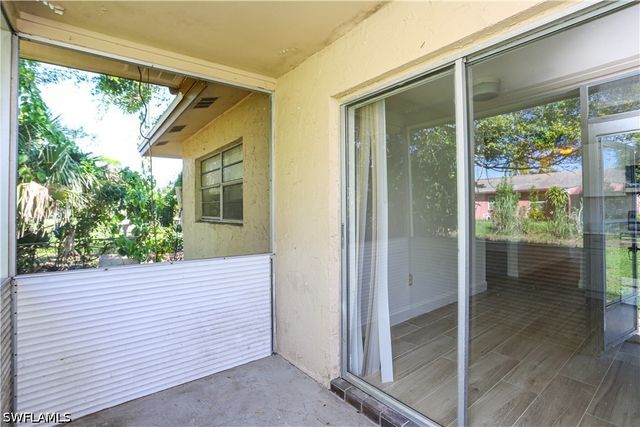 1095 San Remo AVE, Naples, FL 34104