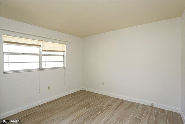 1095 San Remo AVE, Naples, FL 34104