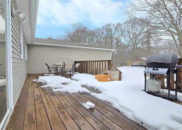 143 Hawthorne Street, Mastic, NY 11950