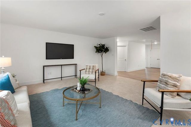 9496 Angels Share Dr, New Kent, VA 23141