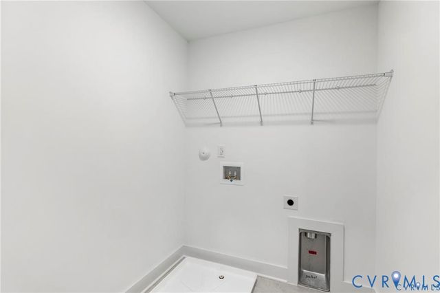 9496 Angels Share Dr, New Kent, VA 23141