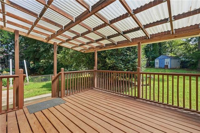 440 Hunters Cove Court, Lawrenceville, GA 30044