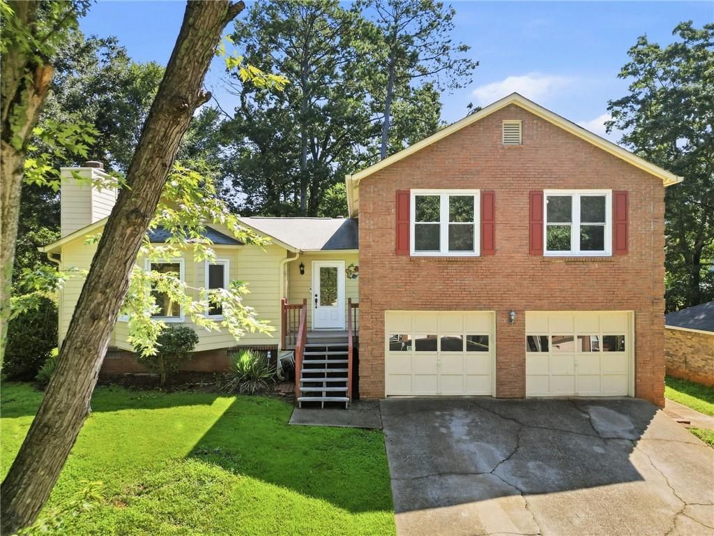 440 Hunters Cove Court, Lawrenceville, GA 30044