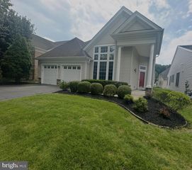 121 EINSTEIN WAY, Cranbury, NJ 08512