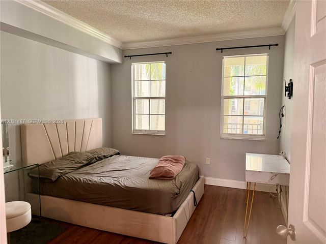 533 NE 3rd Ave 313, Fort Lauderdale, FL 33301