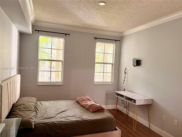 533 NE 3rd Ave 313, Fort Lauderdale, FL 33301