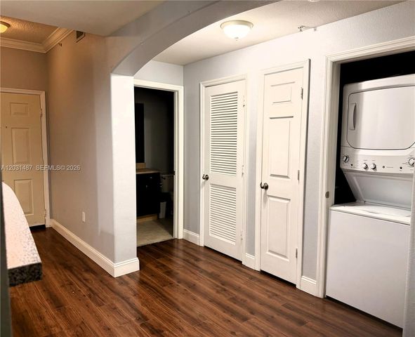 533 NE 3rd Ave 313, Fort Lauderdale, FL 33301