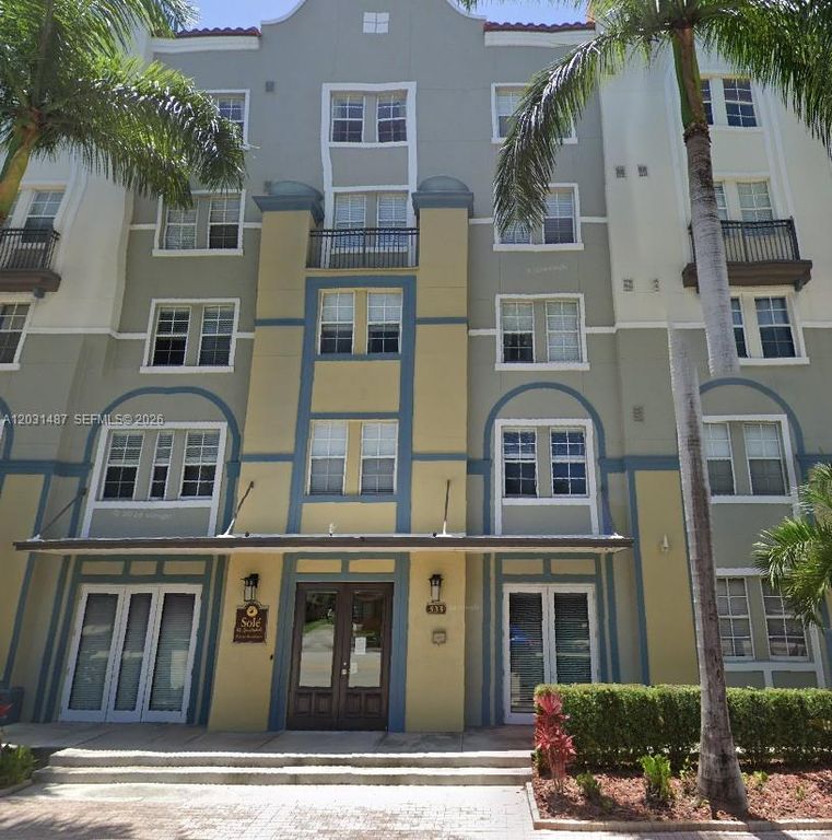 533 NE 3rd Ave 313, Fort Lauderdale, FL 33301