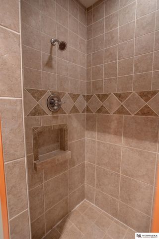 33 Lakewood Drive, Columbus, NE 68601