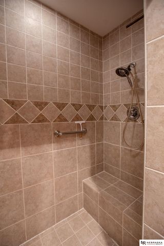 33 Lakewood Drive, Columbus, NE 68601