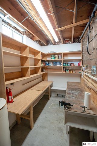 33 Lakewood Drive, Columbus, NE 68601