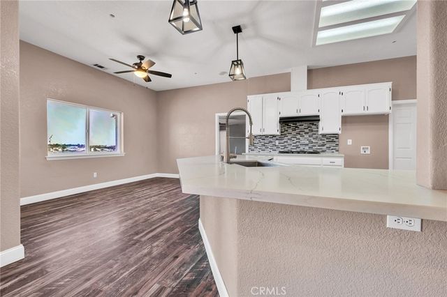 6748 Coriander, Oak Hills, CA 92344