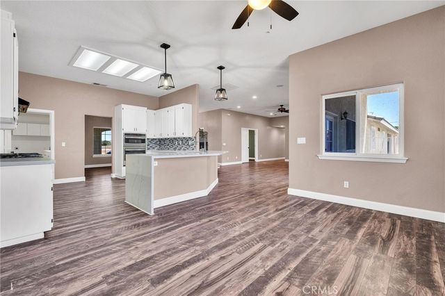 6748 Coriander, Oak Hills, CA 92344