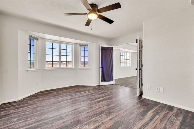 6748 Coriander, Oak Hills, CA 92344