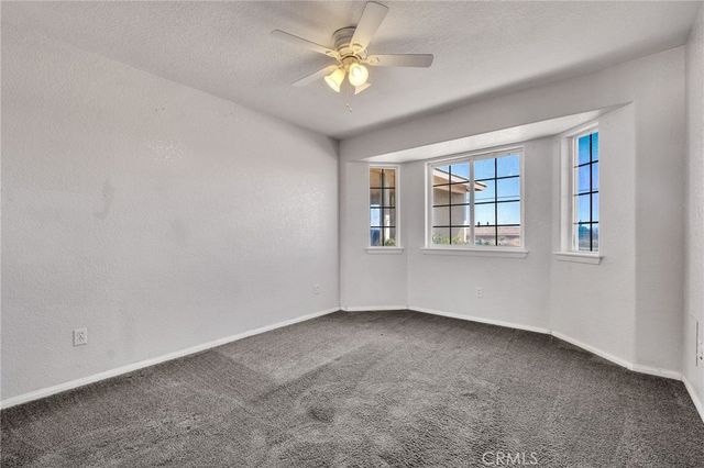 6748 Coriander, Oak Hills, CA 92344