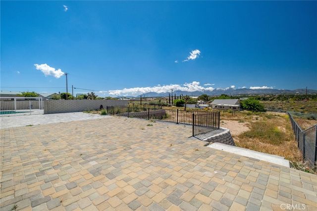 6748 Coriander, Oak Hills, CA 92344