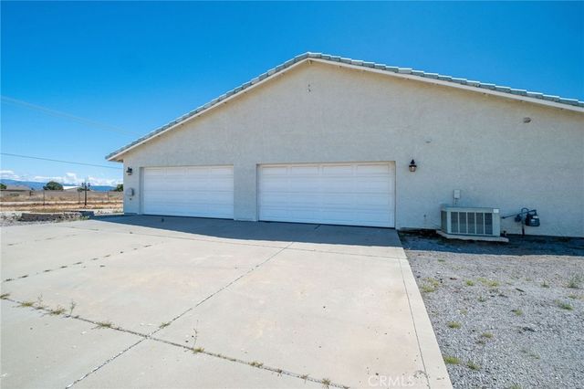 6748 Coriander, Oak Hills, CA 92344