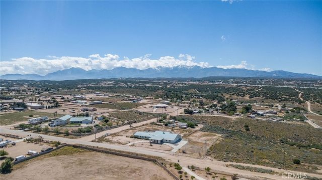 6748 Coriander, Oak Hills, CA 92344