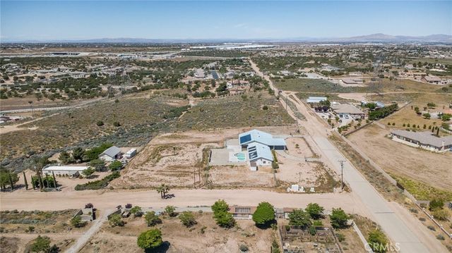 6748 Coriander, Oak Hills, CA 92344