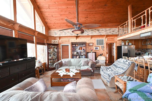 452713 E 953 Road, Vian, OK 74962