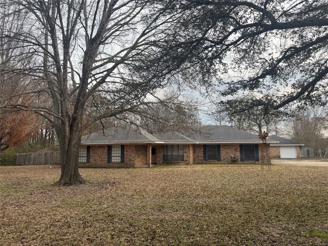 6107 Chanticleer Drive, Keithville, LA 71047