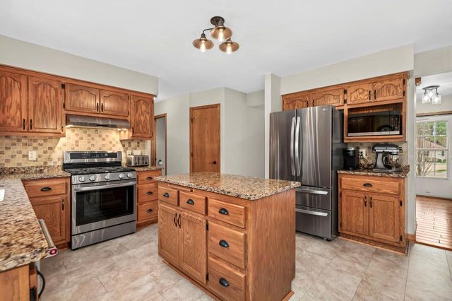 1109 Buteo COURT, Burlington, WI 53105