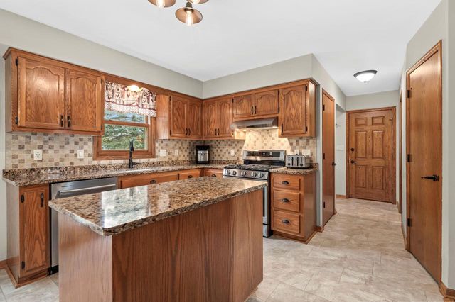 1109 Buteo COURT, Burlington, WI 53105