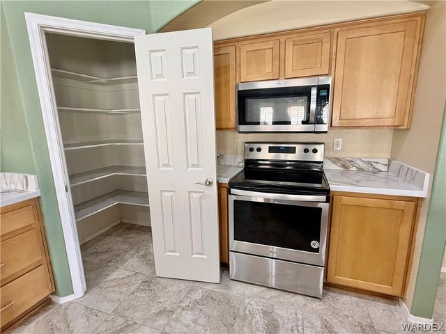 3836 Heather Avenue, Kingman, AZ 86401