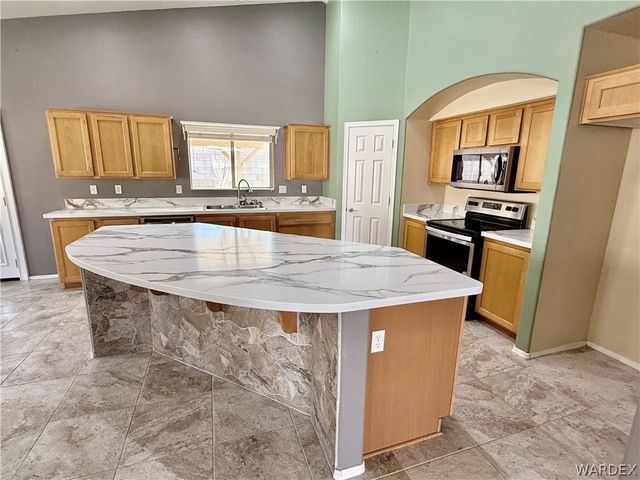 3836 Heather Avenue, Kingman, AZ 86401