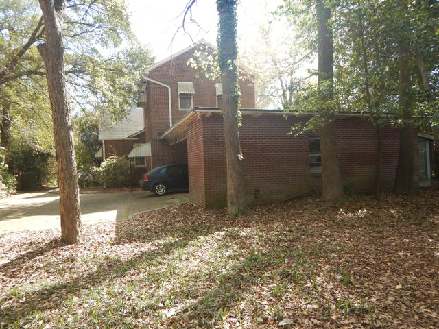 7 E Charlotte Avenue, Sumter, SC 29150