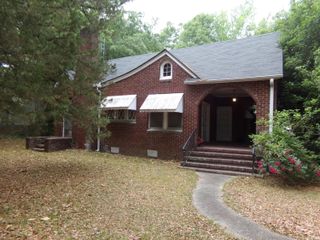 7 E Charlotte Avenue, Sumter, SC 29150