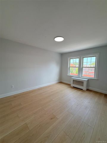 4709 188th Street, Flushing, NY 11358