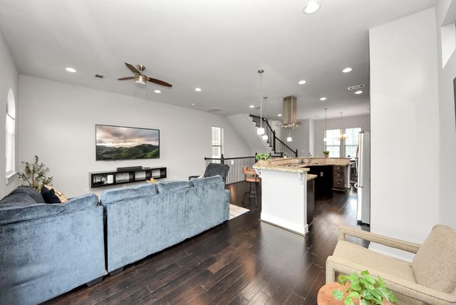 1706 Spring Street, Houston, TX 77007