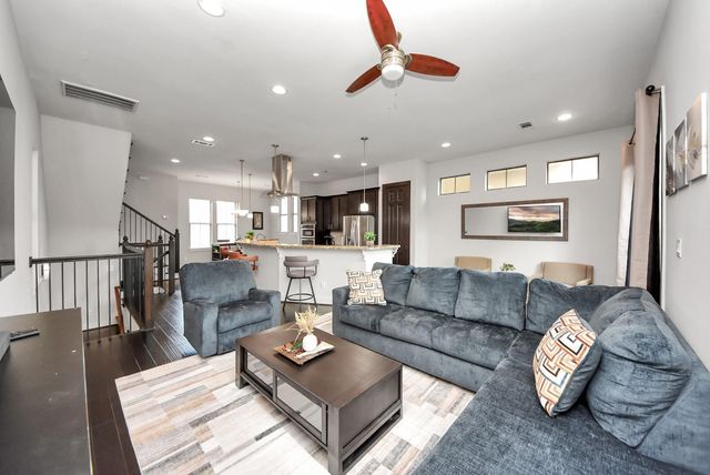 1706 Spring Street, Houston, TX 77007
