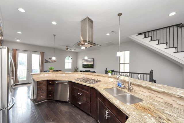 1706 Spring Street, Houston, TX 77007