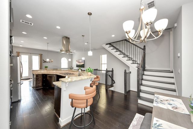 1706 Spring Street, Houston, TX 77007