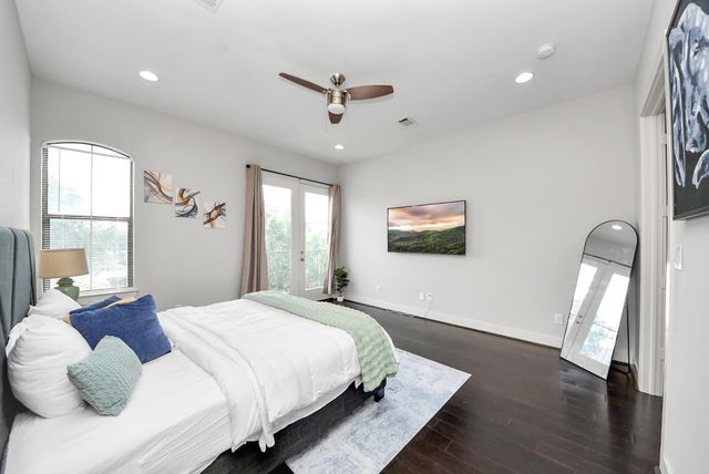 1706 Spring Street, Houston, TX 77007