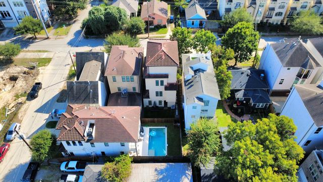 1706 Spring Street, Houston, TX 77007