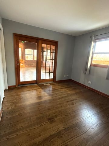 267 N Idlewild Avenue, Mundelein, IL 60060